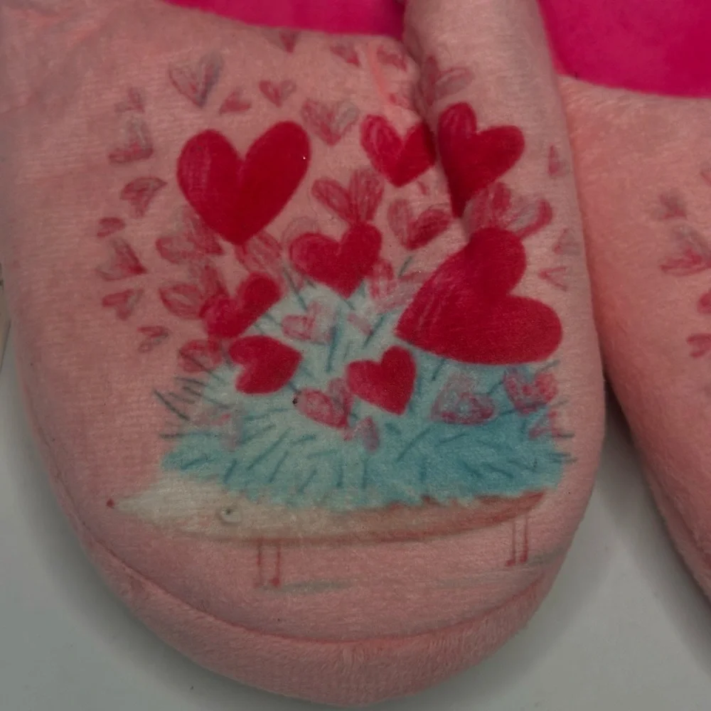 Girls Pink Slippers Size 12/13 Harts  Cozy Washable